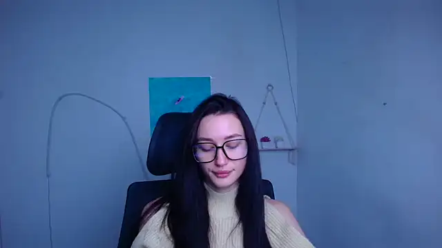 Stella XO online show from December 2025 06:28:01 AM