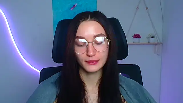 Snapshot of Stella_XO chatting on February 2026 06:47:02 AM Stella XO online show from February 2026 06:47:02 AM