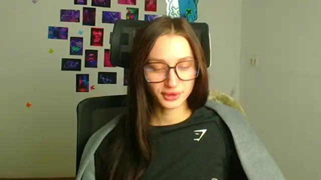 Snapshot of Stella_XO chatting on February 2026 06:53:02 AM Stella XO online show from February 2026 06:53:02 AM