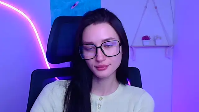 Stella XO online show from December 2025 06:37:01 AM