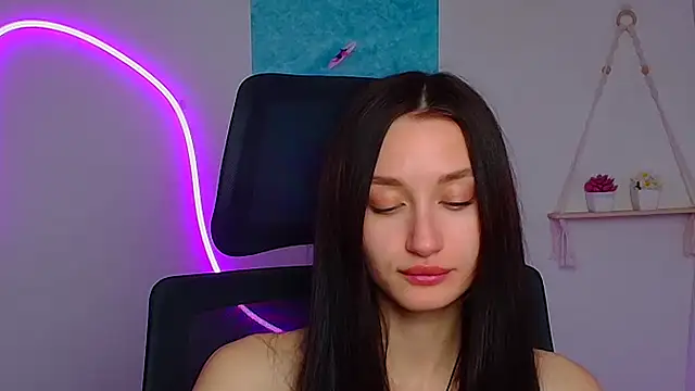 Stella XO online show from April 2026 07:06:02 PM