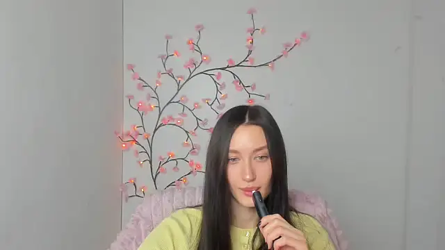 Stella XO online show from March 2026 06:24:02 AM