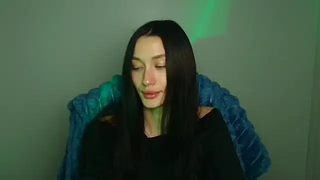 Stella XO online show from March 2026 06:33:01 AM