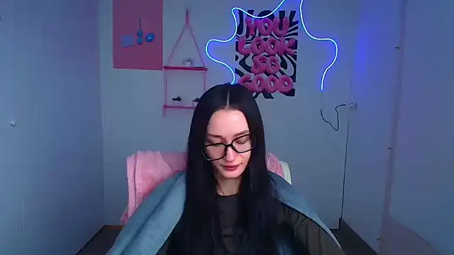 Snapshot of Stella_XO chatting on February 2026 06:22:01 AM Stella XO online show from February 2026 06:22:01 AM