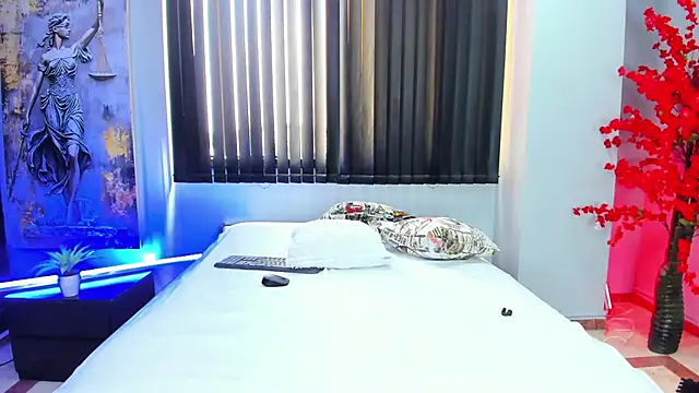 dracke and zara online show from March 2026 01:05:01 PM