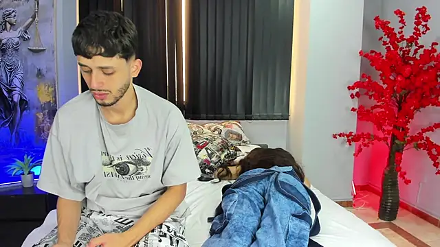 dracke and zara online show from March 2026 01:04:02 PM