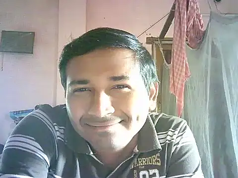 handsome12345  online show from January 2026 03:00:02 AM