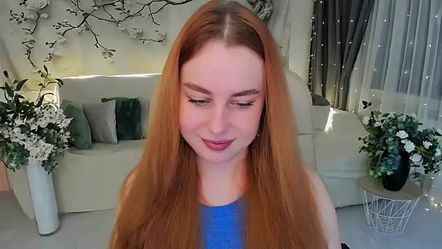 Snapshot of AirySilhouette chatting on November 2025 01:17:01 AM AirySilhouette online show from November 2025 01:17:01 AM