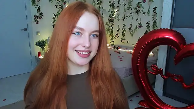 Snapshot of AirySilhouette chatting on February 2026 04:07:01 PM AirySilhouette online show from February 2026 04:07:01 PM