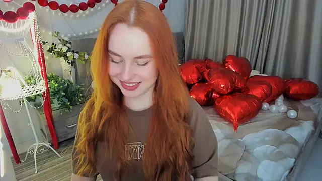 Snapshot of AirySilhouette chatting on February 2026 06:07:02 PM AirySilhouette online show from February 2026 06:07:02 PM