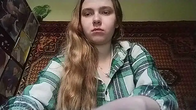 KikiBang online show from November 2025 08:14:01 AM