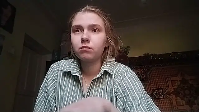 KikiBang online show from December 2025 10:28:02 AM