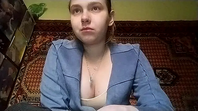 KikiBang online show from December 2025 08:15:02 AM