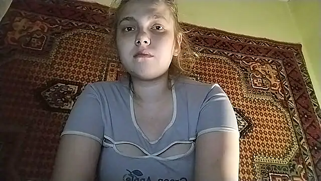 KikiBang online show from April 2026 06:47:02 PM