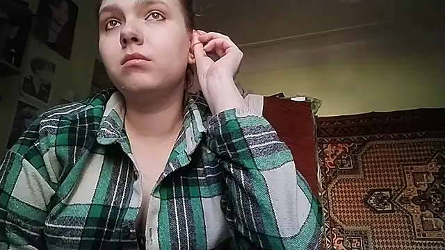 KikiBang online show from March 2026 10:38:02 AM