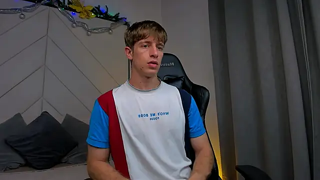 Snapshot of Ostin_Saints chatting on December 2025 04:00:01 PM Ostin Saints online show from December 2025 04:00:01 PM