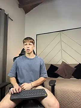 Snapshot of Ostin_Saints chatting on November 2025 12:16:01 PM Ostin Saints online show from November 2025 12:16:01 PM