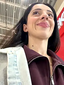 Lilitoppp online show from November 2025 07:31:01 AM