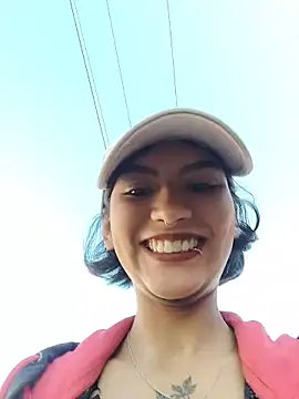 Zoe addiction online show from November 2025 12:38:01 PM