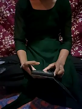 Ranu namulkar online show from November 2025 01:01:01 PM