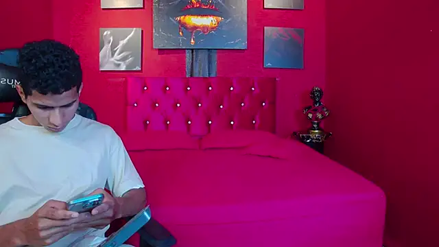 Noah Greenhart online show from January 2026 03:08:01 PM