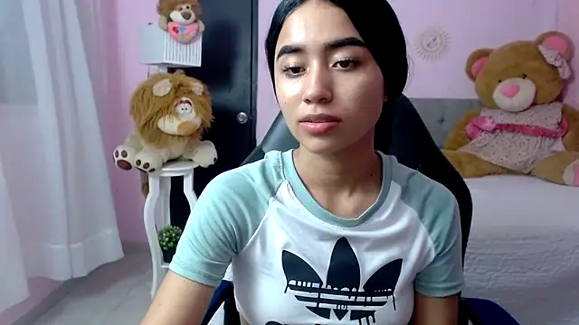 xoxo melany online show from December 2025 12:35:01 AM