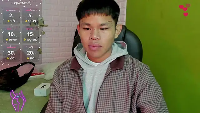 tommy cherry  online show from November 2025 04:17:01 PM