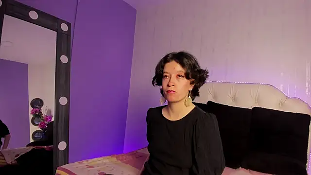 CoralAndOcean  online show from December 2025 12:37:01 PM