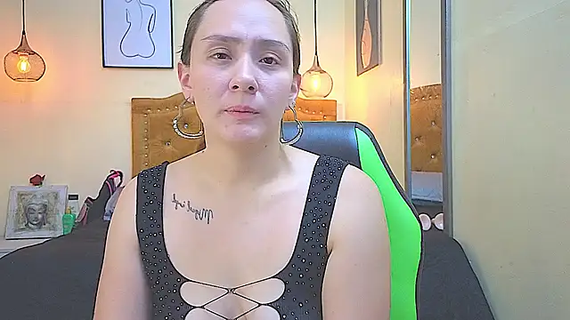 Lily Sanderss online show from December 2025 01:17:02 PM