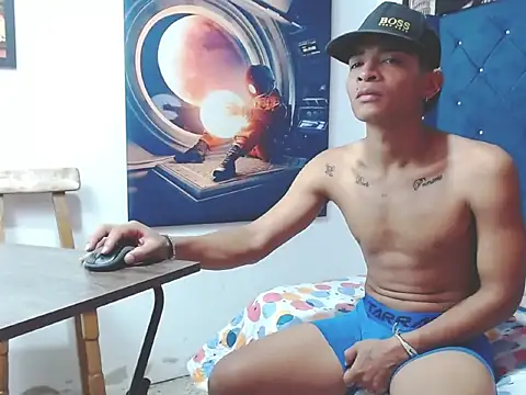 crissex3 online show from March 2026 01:37:01 PM