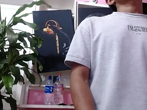 crissex3 online show from February 2026 02:28:01 PM