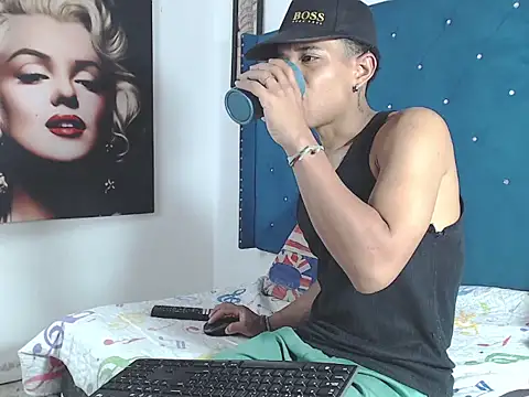 crissex3 online show from March 2026 03:13:01 PM