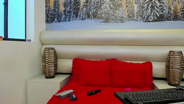 MillyHotsoon online show from March 2026 11:04:02 AM