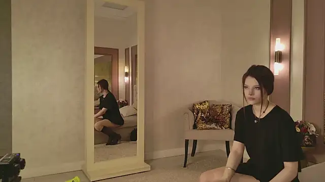 LilyLevine online show from December 2025 06:34:02 AM