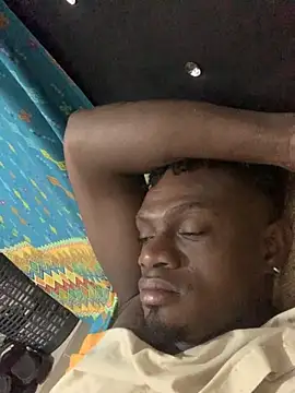 laperson online show from December 2025 02:34:01 AM