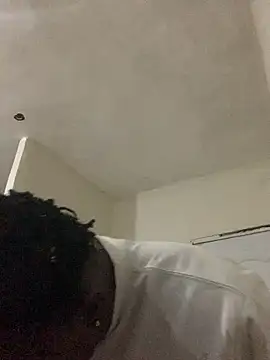 laperson online show from January 2026 01:01:01 AM