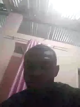 laperson online show from May 2026 03:12:01 AM