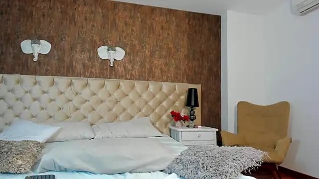 DaimondJohnson online show from January 2026 08:38:02 PM