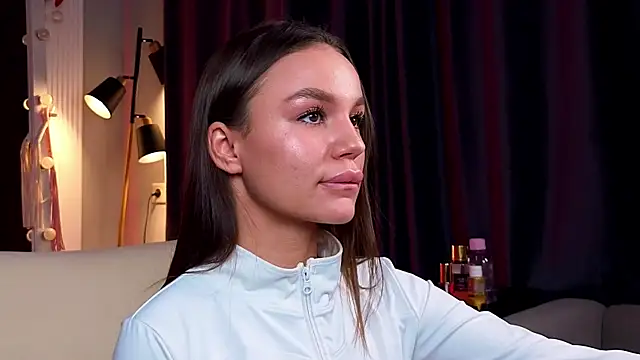 Tiffany Sweetie online show from January 2026 11:46:01 AM