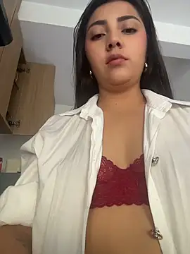 Snapshot of Sammyy_torres chatting on June 2026 08:47:01 PM Sammyy torres online show from June 2026 08:47:01 PM