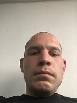Spielzeugtwink online show from May 2026 02:56:01 PM