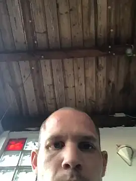 Spielzeugtwink online show from June 2026 07:35:02 PM