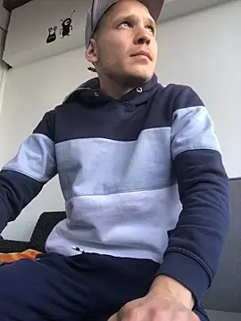 Spielzeugtwink online show from July 2026 03:51:02 PM