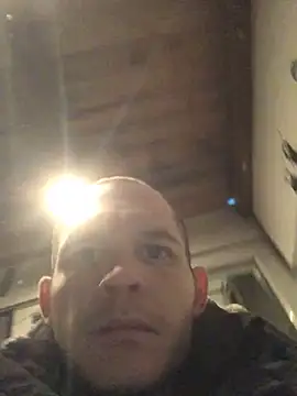 Snapshot of Spielzeugtwink chatting on December 2025 10:42:01 PM Spielzeugtwink online show from December 2025 10:42:01 PM