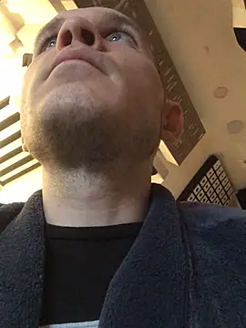 Spielzeugtwink online show from December 2025 12:22:01 AM