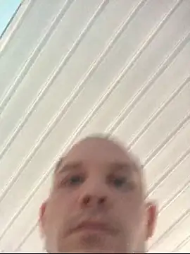 Spielzeugtwink online show from June 2026 02:06:01 PM