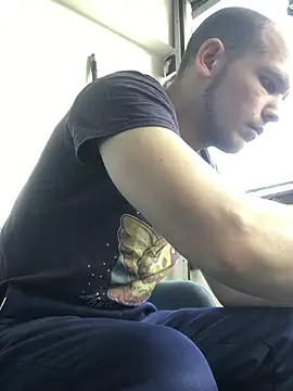 Spielzeugtwink online show from April 2026 12:47:01 PM