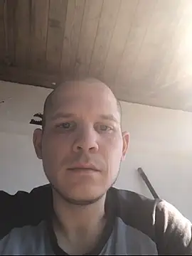Spielzeugtwink online show from June 2026 08:33:02 AM