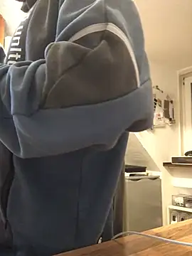 Spielzeugtwink online show from March 2026 10:06:01 PM