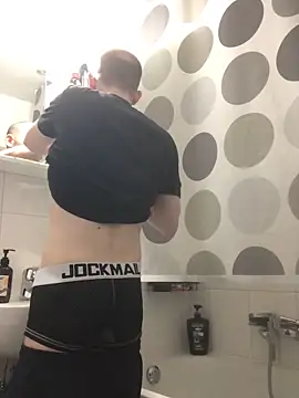 Spielzeugtwink online show from April 2026 10:16:02 PM